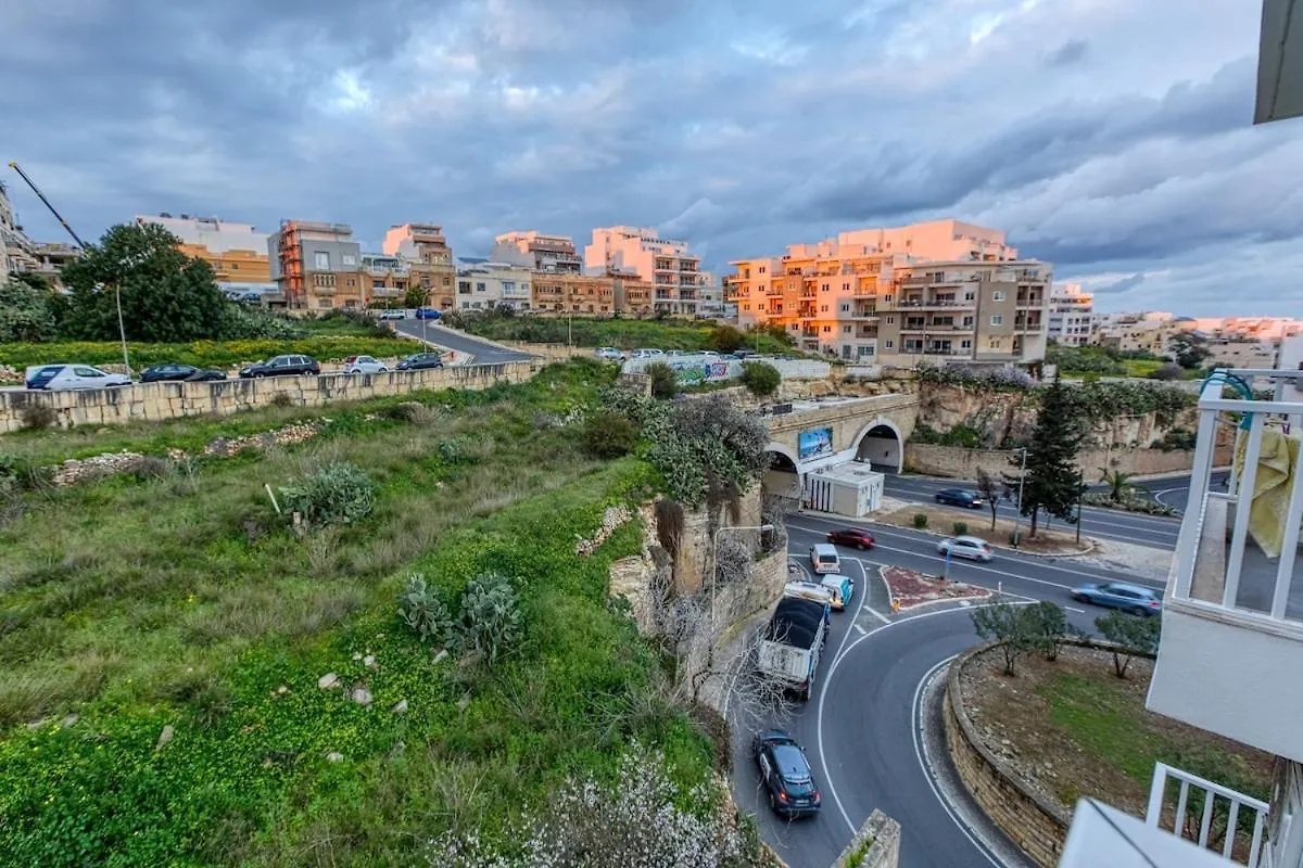 Central Modern 3 Bedroom Apartment In St Julians Saint Julian's Malta