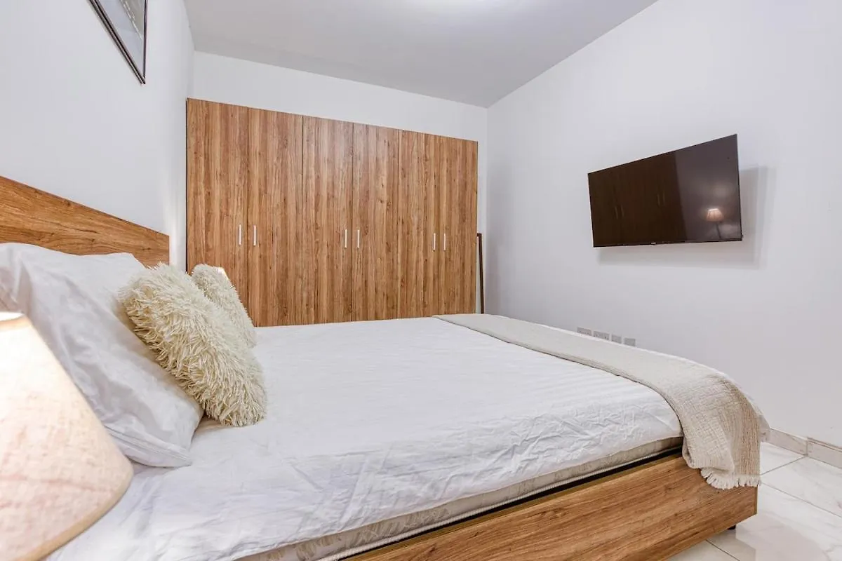Central Modern 3 Bedroom Apartment In St Julians Saint Julian's