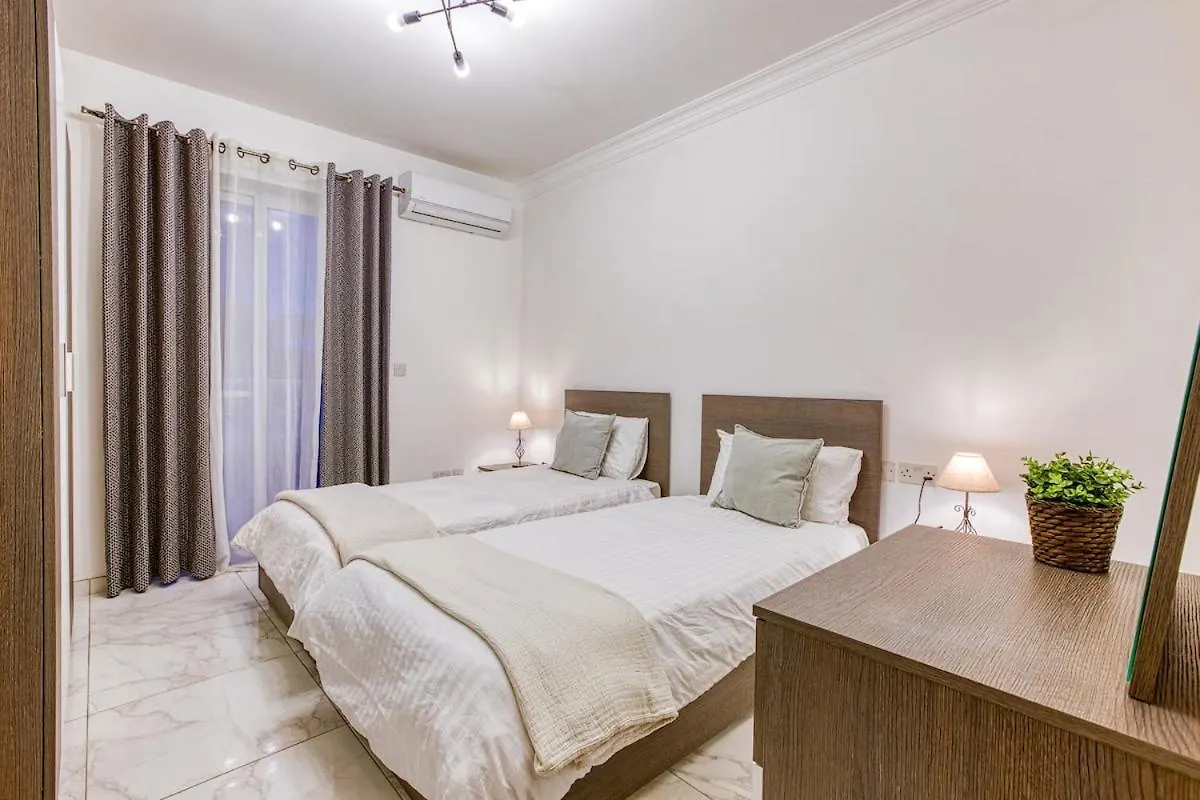 Central Modern 3 Bedroom Apartment In St Julians Saint Julian's